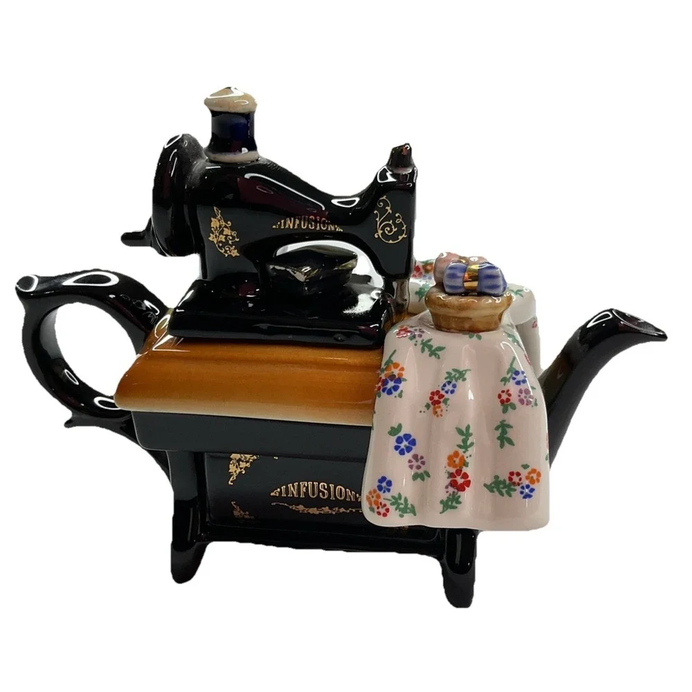 Vintage Cardew Design Porcelain Mini Infusion Sewing Machine Tea Pot England